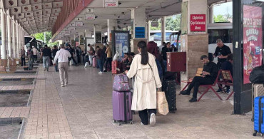 Gaziantep Otogarında Kurban Bayramı Yoğunluğu