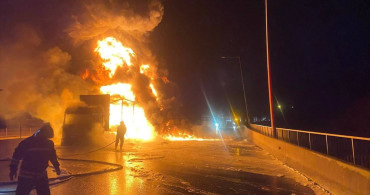 Gaziantep TAG Otoyolu'nda Tır Yangını Kontrol Altına Alındı
