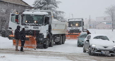 Gaziantep ve Çevresinde Kar Yağışı Etkili Olmaya Devam Ediyor