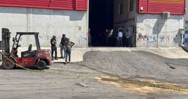 Gaziantep'te forkliftin devrilmesi sonucu genç işçi hayatını kaybetti