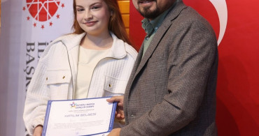 Gaziantep'te Gençler İçin Yapay Zeka ve Habercilik Kampı Tamamlandı