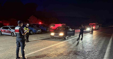 Gaziantep'te gerçekleştirilen yol kontrol uygulamasında 353 aranan şahıs yakalandı