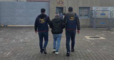 Gaziantep'te Hırsızlık Suçundan Aranan Şahıs Yakalandı