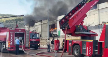 Gaziantep'teki Tekstil Fabrikasında Yangın Çıktı