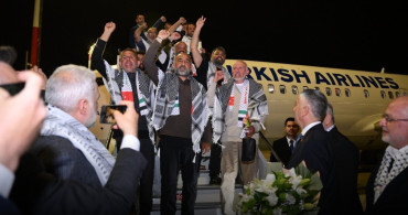 Gazze Yolculuğu Engellendi: Aktivistler Gözaltı Sürecini Anlattı