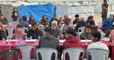 Gazze'de İlk İftarın Mutluluğu