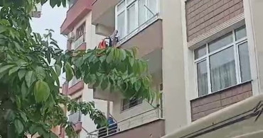 Gebze'de Terasta Yangın Paniği