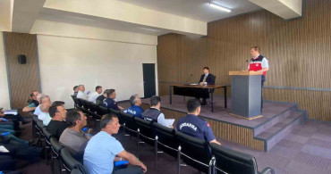 Gediz'de Anız Yangınları ve Biçerdöver Hizmetleri Üzerine Toplantı Düzenlendi