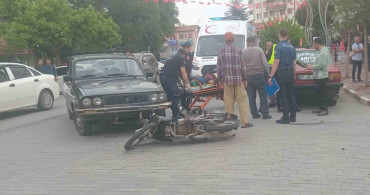 Gediz'de Trafik Kazası: İki Kardeş Yaralandı