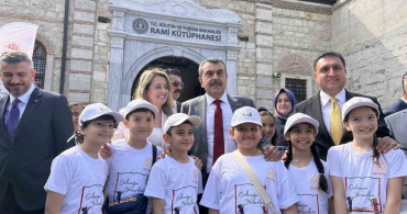 Geleceğin Yazarları Fuarı'nda Milli Eğitim Bakanı Tekin'in Ziyareti