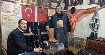 Geleneksel Efe Çizmesi Üretimi: Suat İlbey'in Hikayesi