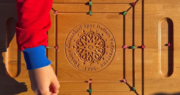 Geleneksel Oyunlar Tırı İzmir'de Çocuklarla Buluştu