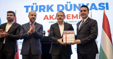 Genç Memur-Sen'den Türk Dünyası Akademisi Ödül Töreni