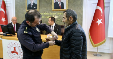 Giresun'da 100 Yaşındaki Bireylerin Sağlığı Akıllı Bileklikle İzlenecek