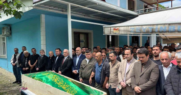 Giresun'da Sel Felaketi: Genç Yeğen Hayatını Kaybetti, Amca Arama Çalışmalarında