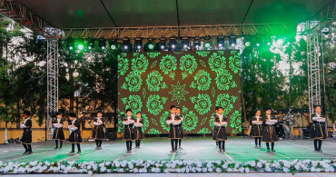 GKV'li Minik Dansçılardan Büyüleyici Festival Performansı