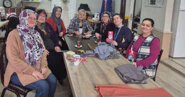 Göktepe Köyü'nde Dikiş Kursuna Sağlık Eğitimi