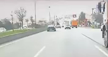 Gölbaşı'nda Kamyonet Otomobile Çarptı: 1 Yaralı