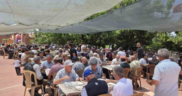 Gördes'te geleneksel köy hayrına yoğun ilgi