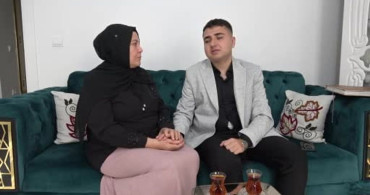Görme Engelli Oğluna Destek Olan Anne