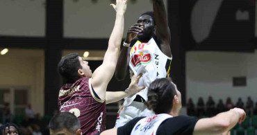 Göztepe Basketbol Parmos Bordo BK'yi Yenerek Seride Eşitliği Sağladı