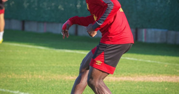 Göztepe Hazırlıklarını Sürdürüyor