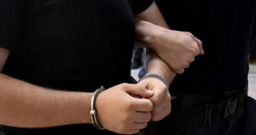 Gri Listede Aranan Terörist Dergi Baskınında Yakalandı