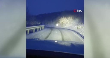 Güdül'de Kar Yağışı Etkili Oluyor
