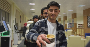 Gümüşhane Üniversitesi Öğrencilerine Herle İkramı