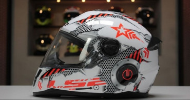 Güvenliğiniz İçin Motosiklet Kaskları