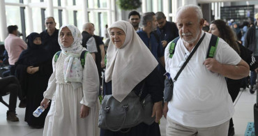 Hacıların Türkiye’ye dönüş yolculuğu başladı: İlk kafile İstanbul’a geldi