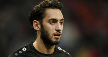 Hakan Çalhanoğlu Fena Yakalandı