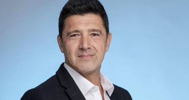 Hakan Ural’ın Başı Dudak Yalama Tikiyle Dertte! Ünlü Sunucu Sosyal Medyadan İlk Açıklamayı Yaptı