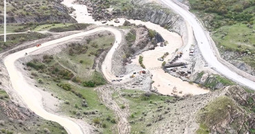 Hakkari-Van Kara Yolunda Panel Köprü İnşaatı Devam Ediyor