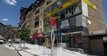 Hakkari'de Esnaflar Tahliye Süreciyle Karşı Karşıya