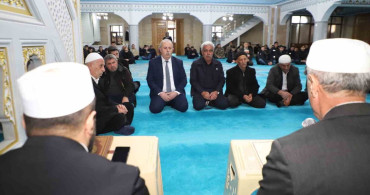 Hakkari'de Şehitler İçin Mevlit Programı Düzenlendi