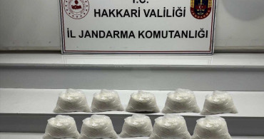 Hakkari'de Sentetik Uyuşturucu Operasyonu: 9 Kilo 890 Gram Ele Geçirildi