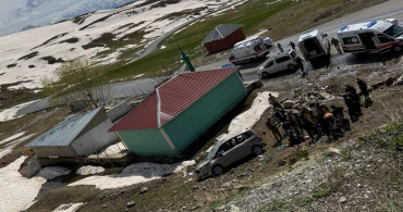Hakkari'de Trafik Kazası: 4 Yaralı