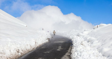 Hakkari'nin Kar Manzaraları Dronla Görüntülendi