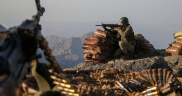 Hakkari'nin Yüksekova İlçesinde 4 Terörist Etkisiz Hale Getirildi