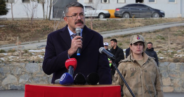 Hakkari'ye Tahsis Edilen 40 Araç ve 5 Ambulans Hizmete Alındı