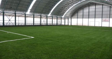 Halı Sahalar Açılıyor! Gençlik ve Spor Bakanı Açıkladı