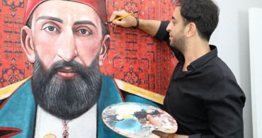 Halıyı tuvale çeviren mühendis çiftin eserleri hayran bırakıyor