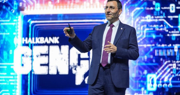 Halkbank Gençİz'25 Zirvesi: Roketsan'dan Savunma Sanayisinde Devrim Niteliğinde Açıklamalar