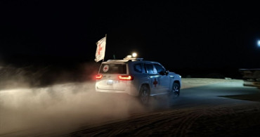 Hamas ve Filistin İslami Cihat Hareketi, İsrailli Esir Cesedini Kızılhaç'a Teslim Etti