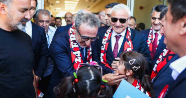 Hamdi Ulukaya, memleketi Erzincan’da büyük bir heyecanla karşılandı