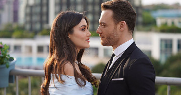 Hande Erçel ve Kerem Bürsin Sevgili mi?