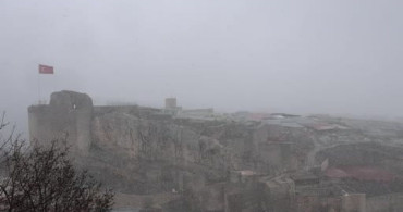 Harput’ta Beyaz Bir Masal: Kar Yağışı Tarihi Mekanları Kapsadı