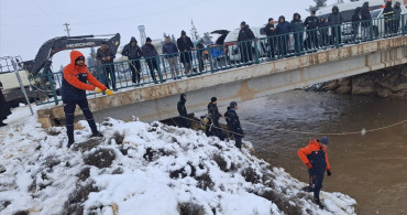 Harran'da Sulama Kanalında Kaybolan Sürücü İçin Arama Çalışmaları Devam Ediyor