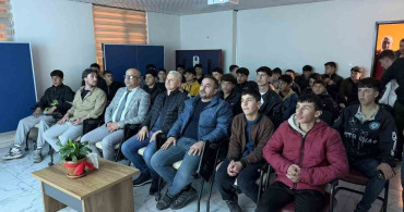 Hasköy'de Milli Maç Coşkusu